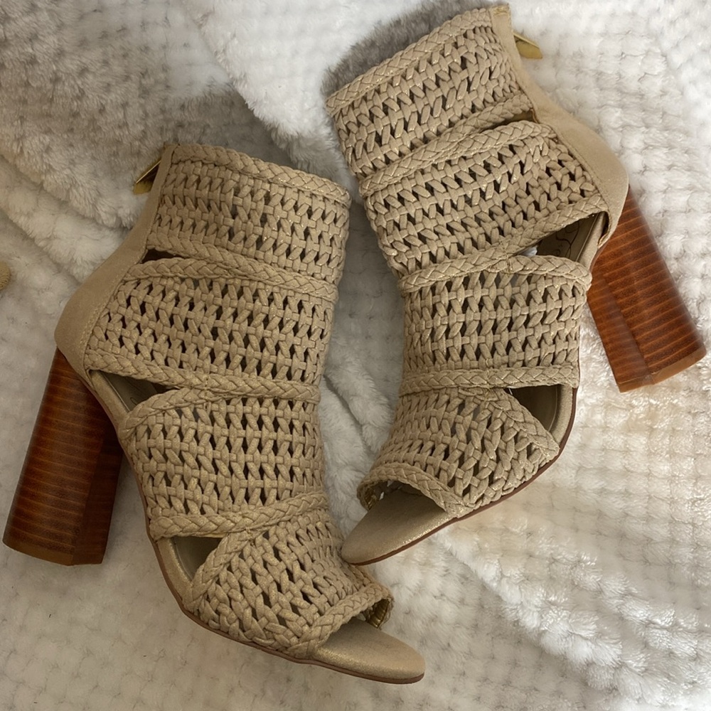 Fergie open toes woven style zip back heels